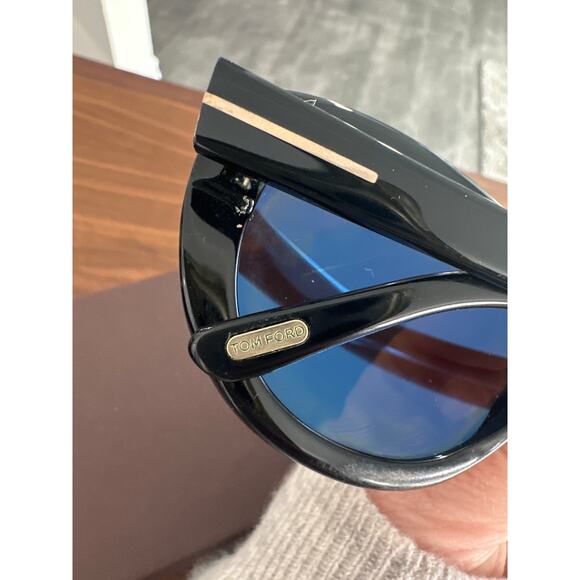 Tom Ford Cat Eye Sunglasses - Picture 4 of 7